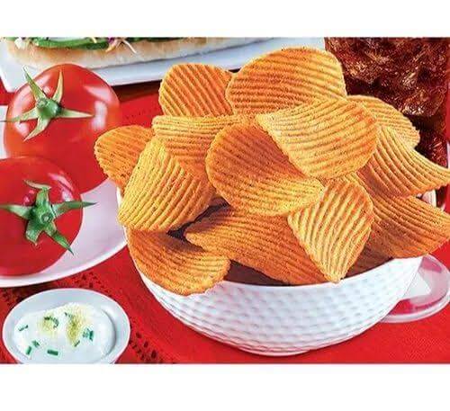 Tomato potato chips / wafers